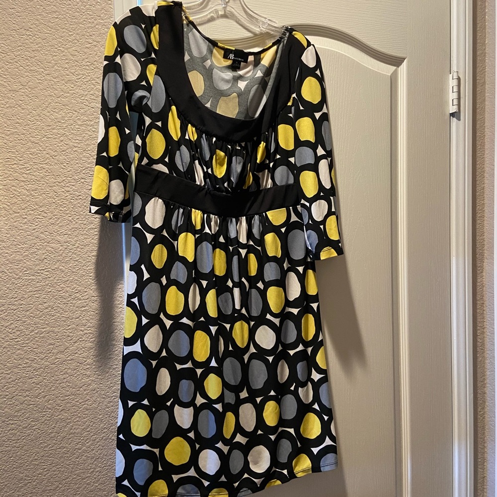 Eye catching 3/4 sleeve yellow black gray dress M